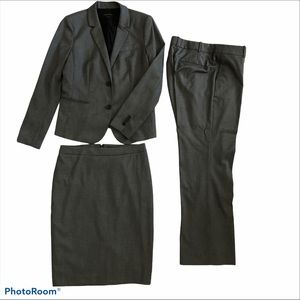 Ann Taylor 3 piece Suit Attire